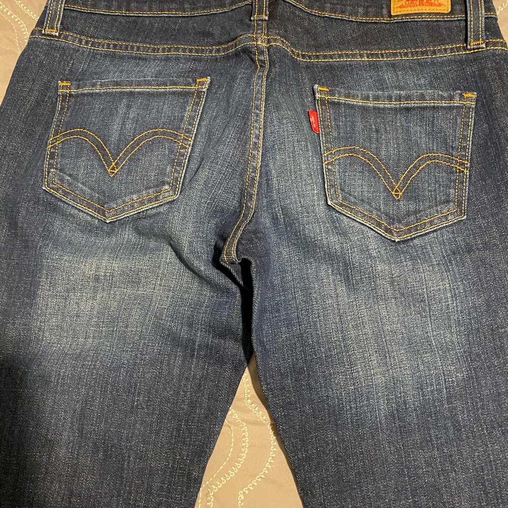 Levi’s - Picture 3 of 3